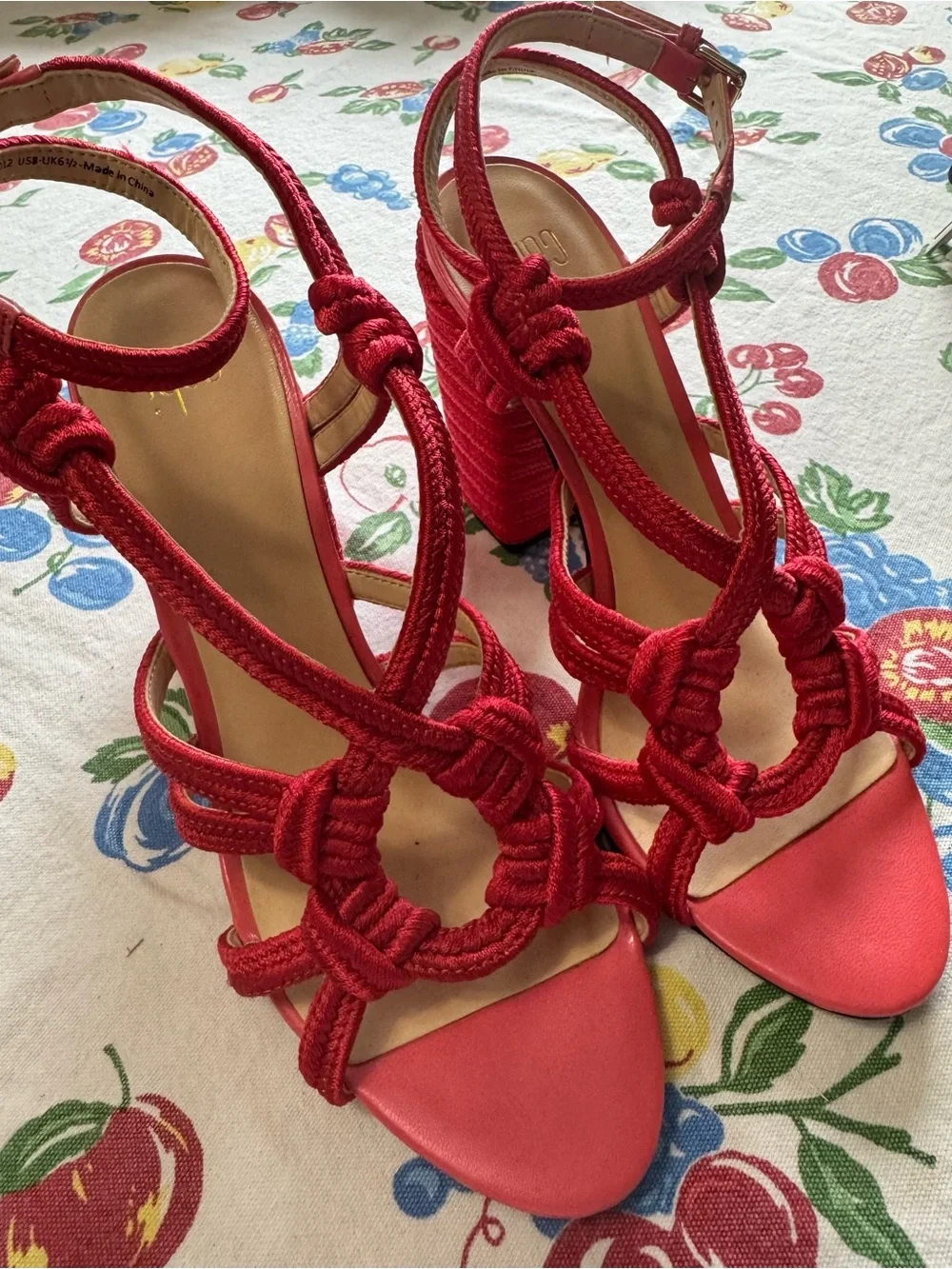 CAbi Sandals, size 8